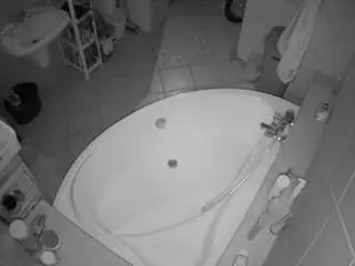 Camsoda Live Porn of voyeurcam-julmodels-bath-1st-1