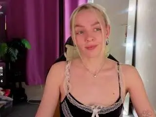 Camsoda Nude Webcam of rocket-bunnyy