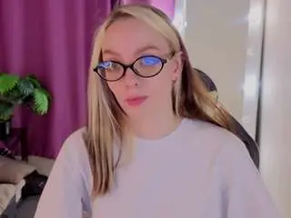 Camsoda Best Webcam of rocket-bunnyy