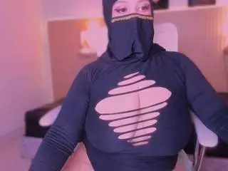 Camsoda Watch Live Sex Cams of cloe-adams