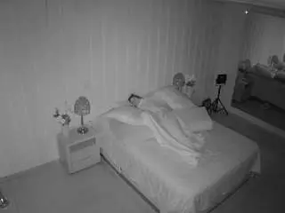 Camsoda Private Sex Chat of voyeurcam-casa-salsa-bedroom-5