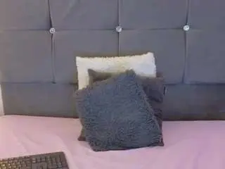 Camsoda Adult Video Chat of mia-makleynn