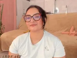 Camsoda Private Sex Chat of ivannabreast1