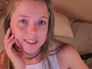Camsoda Watch Live Sex Cams of mary-tone