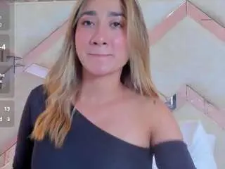 Camsoda Free Live Porn of lucy-davies