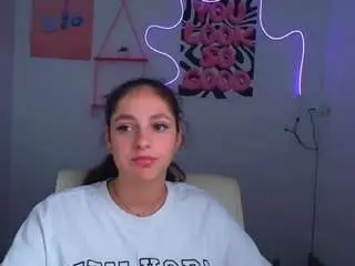 Camsoda Sex Cam of olivialiveu