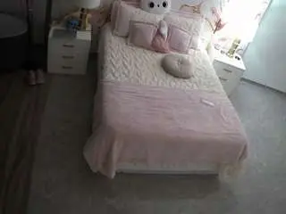Camsoda Private Sex Chat of voyeurcam-casa-salsa-bedroom-6