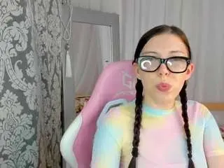 Camsoda Free Porn Cam of sandra-rosss
