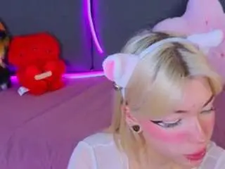 Camsoda Adult Video Chat of leah-l