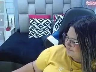 Camsoda Sex Cam of evelinzaens