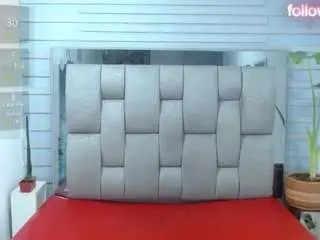 Camsoda Nude Webcam of evelinzaens