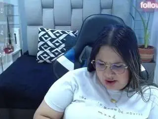Camsoda Nude Webcam of evelinzaens