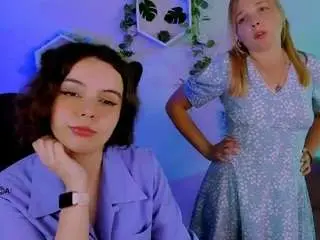 Camsoda Best Webcam of mia-mooon