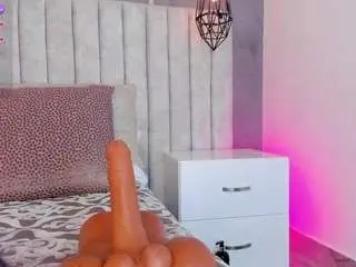 Camsoda Free Porn Cam of my-friends-mom