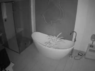 Camsoda Live Sex of voyeurcam-casa-salsa-bathroom-5