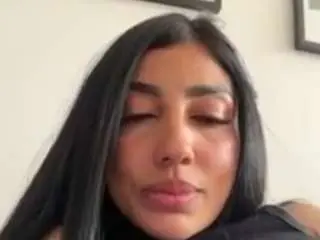 Camsoda Nude Webcam of victoriabenedetti2