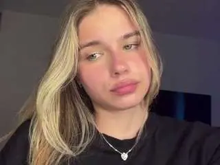 Camsoda Nude Webcam of katerinepulkkinen