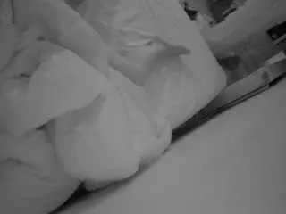 Camsoda Private Sex Chat of voyeurcam-julmodels-whitebed-4