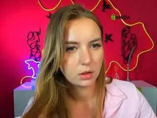 Camsoda Adult Video Chat of lina-moone