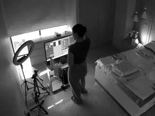 Camsoda Live Sex Cam of voyeurcam-casa-salsa-bedroom-12