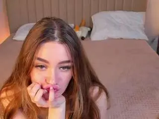 Camsoda Best Webcam of ari-sollis
