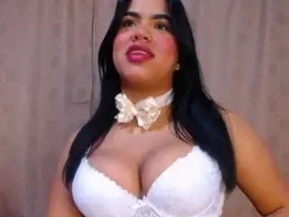 Camsoda Watch Live Sex Cams of honeypussybiz