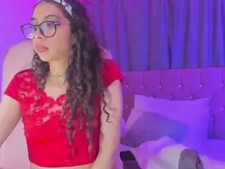 Camsoda Nude Webcam of sweett-sadie