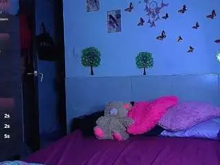 Camsoda Private Sex Chat of emily-cooper-a