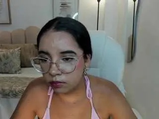 Camsoda Nude Webcam of alana-martiins