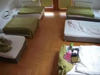 Camsoda Sex Chat of voyeurcam-julmodels-bed-6