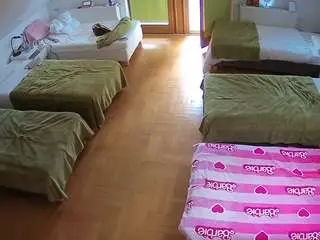 Camsoda Best Webcam of voyeurcam-julmodels-bed-6