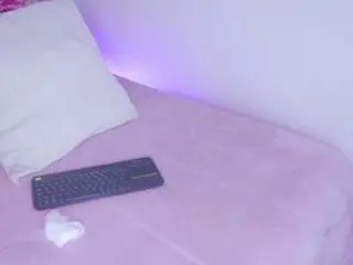 Camsoda Sex Chat of lia-mackenzie
