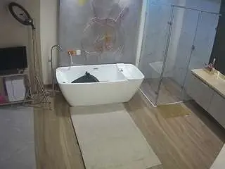 Camsoda Nude Webcam of voyeurcam-casa-salsa-bathroom-4