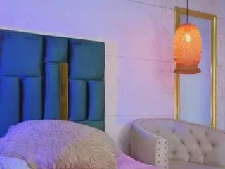 Camsoda Private Sex Chat of emilia-monroee