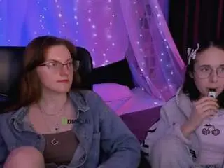 Camsoda Watch Live Sex Cams of mona-cloud
