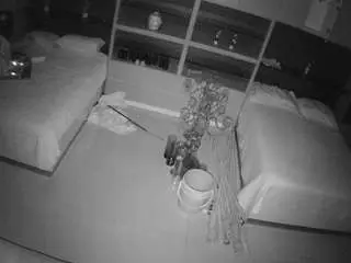 Camsoda Nude Webcam of voyeurcam-casa-salsa-versus-room