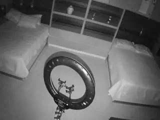 Camsoda Adult Webcams of voyeurcam-casa-salsa-versus-room
