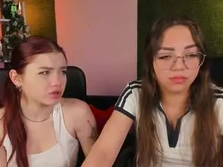 Camsoda Watch Live Sex Cams of elly-wave