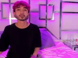 Camsoda Sex Cam of laurynandnarem