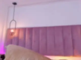 Camsoda Adult Webcam of emmily-z