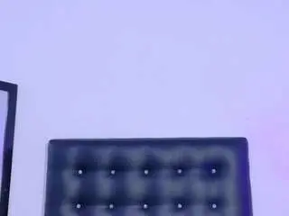 Camsoda Free Live Porn of skinny-hottie18