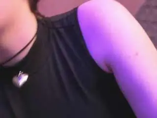 Camsoda Live Sex of emili-hols