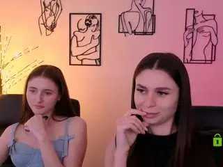 Camsoda Nude Webcam of flora-ri