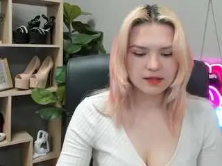 Camsoda Live Sex Cam of sweetlilyxo
