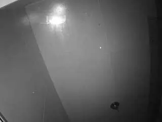 Camsoda Live Sex Cam of voyeurcam-casa-salsa-bathroom-10
