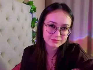 Camsoda Free Porn Cam of karaparsons