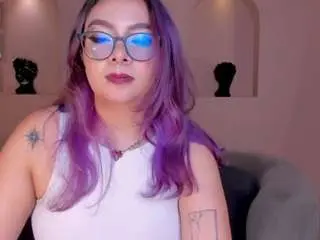 Camsoda Sex Cam of loiseharper