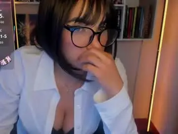 Chaturbate Adult Webcams of issa_latin