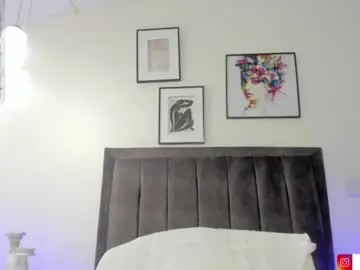 Chaturbate Adult Video Chat of helen_mooree