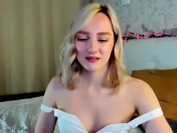 Chaturbate Adult Webcams of chloedeccker